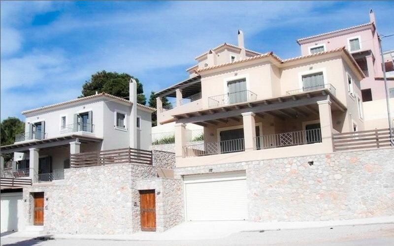 Villa &