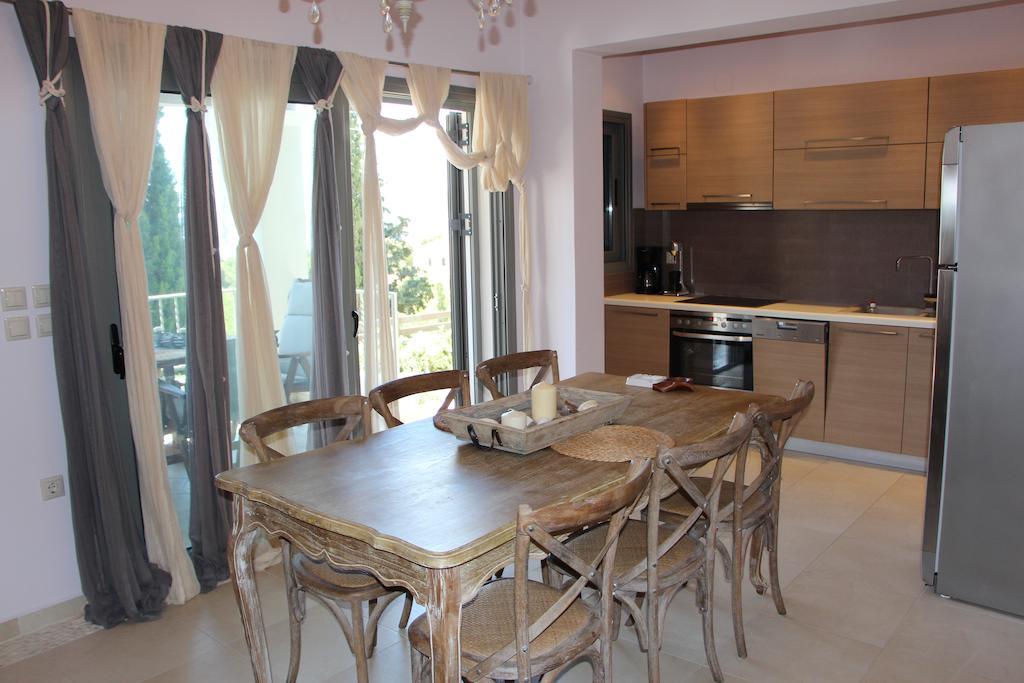 & * Porto Heli