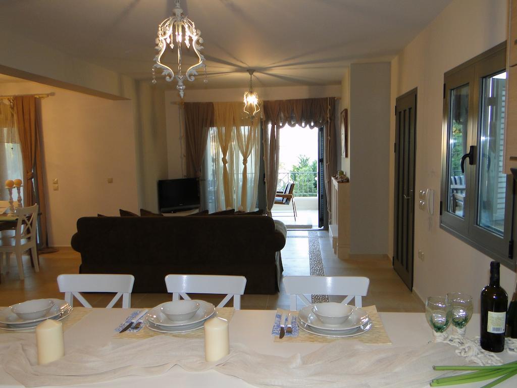 Villa & Porto Heli